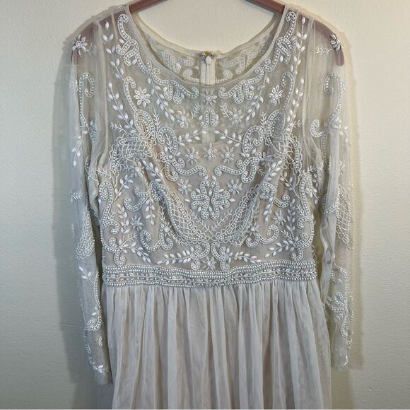BHLDN Anthropologie Sinclair Beaded Long Sleeve Wedding Dress 14 - Picture 4 of 16